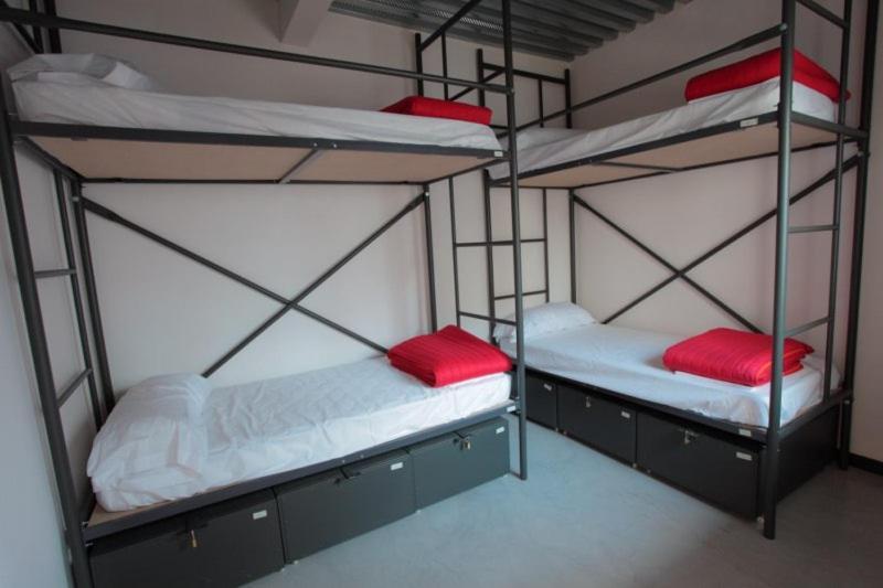 Traveller Box Hostel Sevilla Kültér fotó